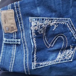 Silver Suki Capri Jeans 34 x 22.5